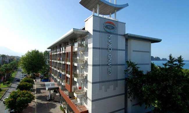 Grand Okan Hotel