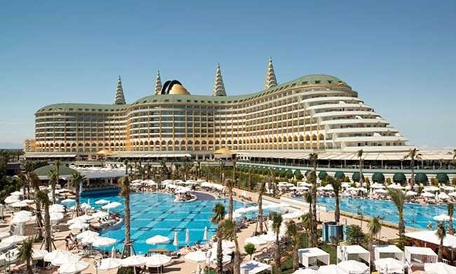 Delphin Imperial Lara