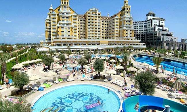 Royal Holiday Palace